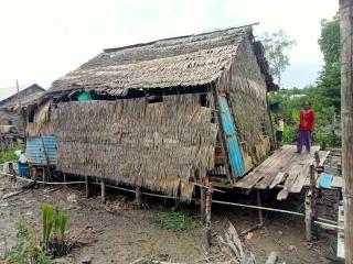 Sampaikan Pesan Kamtibmas,Kapolsek Bersama Ketua Bhayangkari Gelar Jumat Barokah